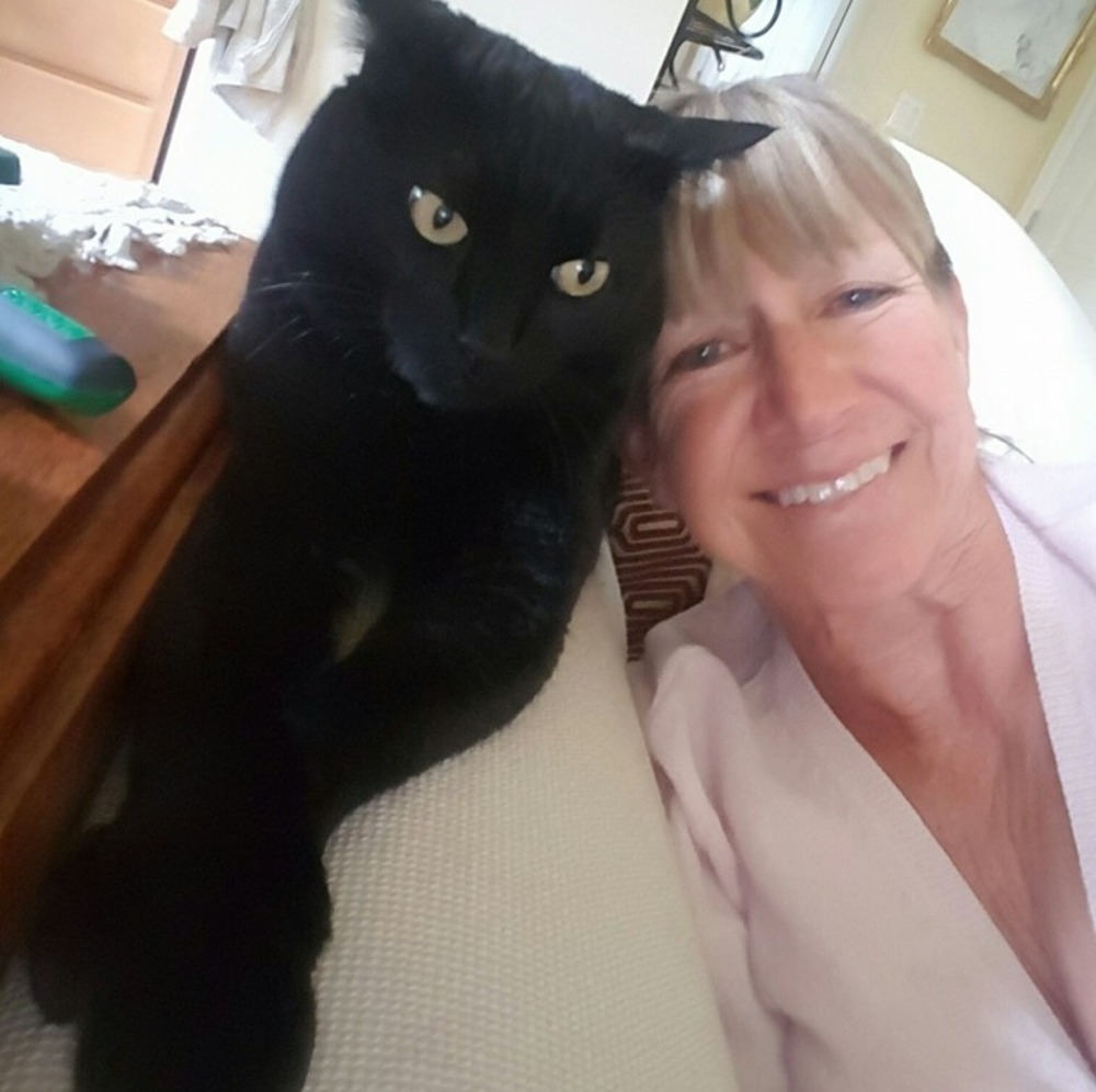 Meet your Posher, Leeann